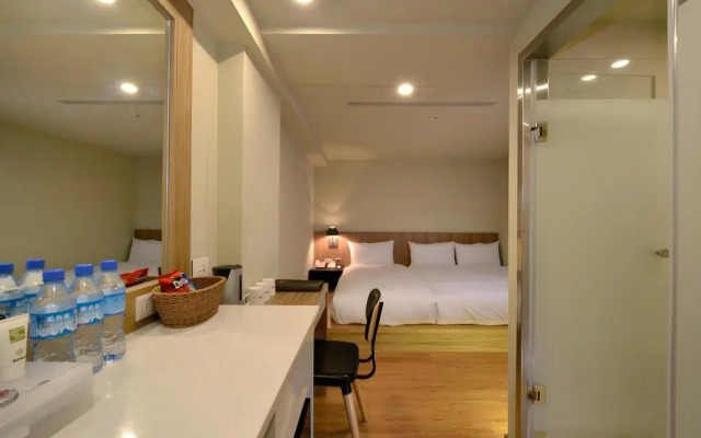 Smile Inn - Taipei Main Station