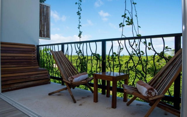 Ocean Zen Suites on 5th Avenue - Adults Only