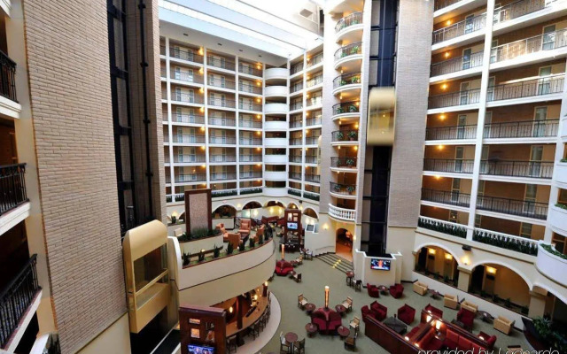 Embassy Suites by Hilton Dallas Park Central Area