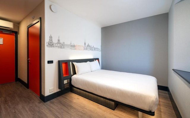 easyHotel Dublin City Centre