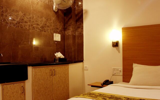 Jagadish hotel begur