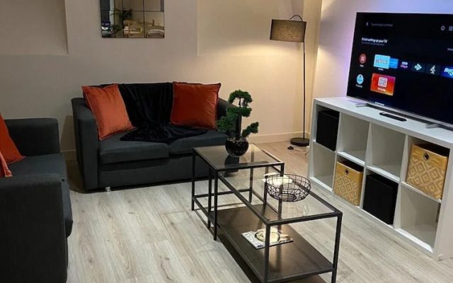 Captivating 2-bed Apartment in Bradford