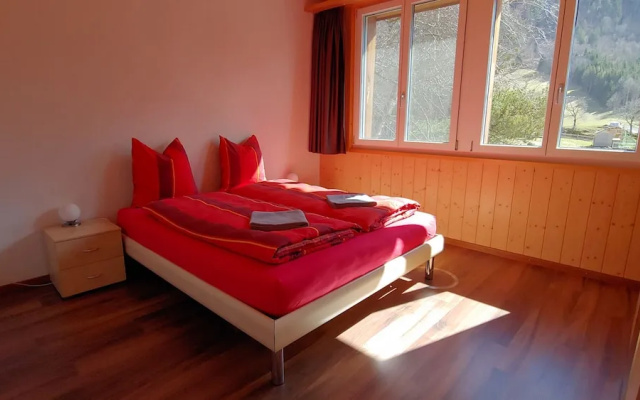 Ufem Egg Ferienwohnungen – Guest Rooms – Innertkirchen