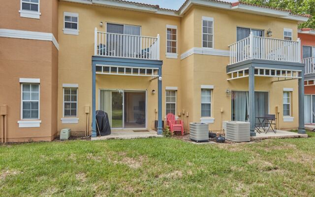 Redawning Crystal Cove Loop Apartment