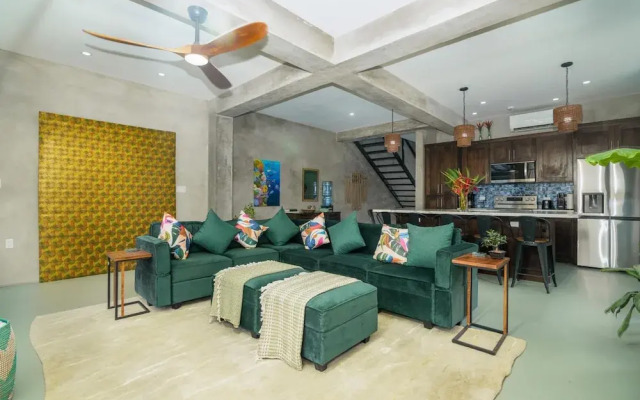 Conmigos 3 Bedroom Condo - Unit 2