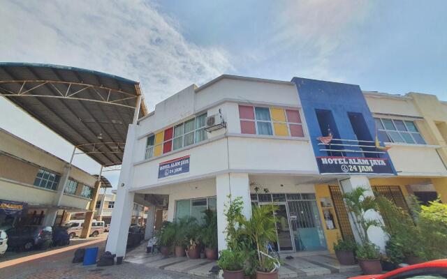OYO 90202 Hotel Alam Jaya