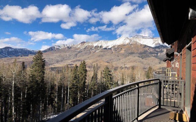 Bear Creek Lodge 407 4 Bedroom Condo by Alpine Lodging Telluride