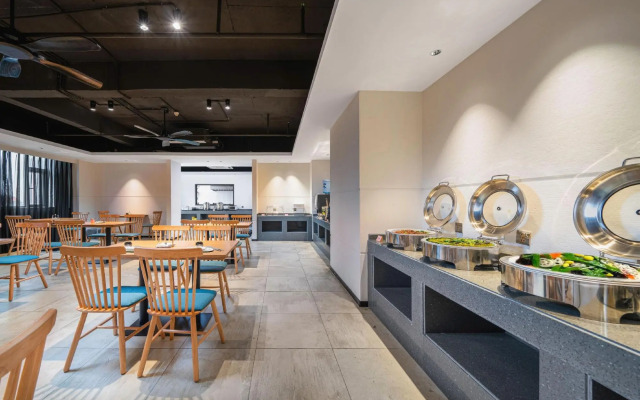 Vanfeel Hotel(Dongguan Daoku Branch)