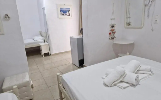 Katerina Yalos Guest House