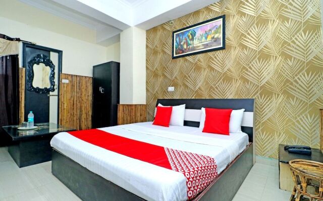 OYO 39812 Welcome Lounge