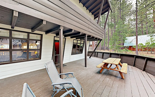 Becky's Boathouse 3BR by RedAwning