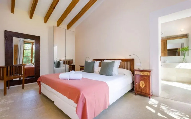 Holiday Home Sa Plana