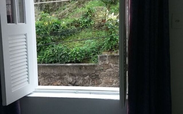 Quartos Solteiro e Casal Aluguel