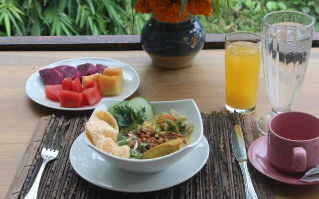 Bali Manwarsa Guest House