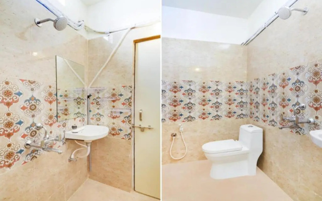 OYO Flagship 76333 Shannu Residency