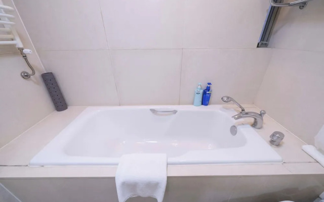 Tyms Cozy 3BR 2BA Escape Yongxin Century