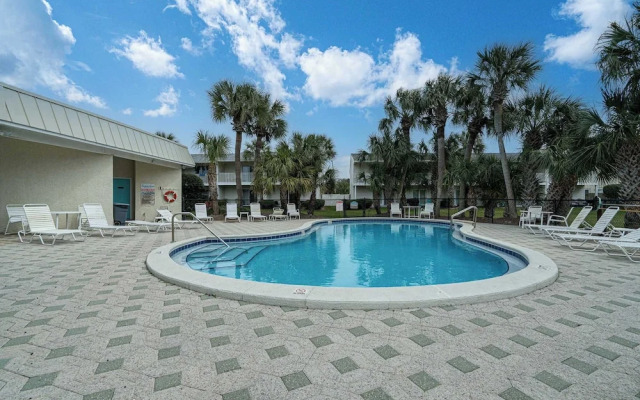 Rum Runner's Retreat - Miramar Beach