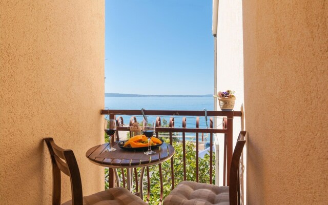 Stunning Home in Podstrana With Wifi and 0 Bedrooms