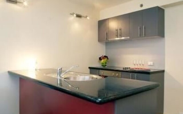 Plum Collins Street Serviced Apartments