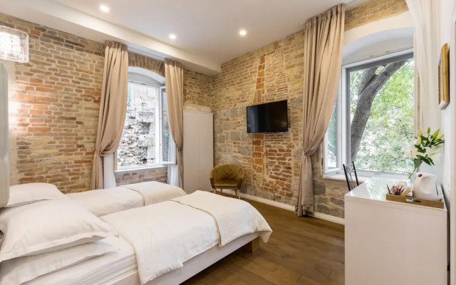 Staytosee - Diocletian's Rooms