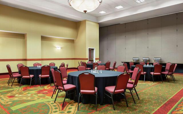 Hampton Inn & Suites Dallas-Mesquite