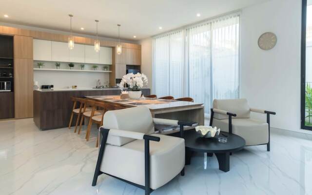 Swan Villa 4 Seminyak