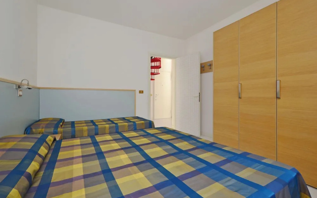Spacious Flat for Groups With Balcony