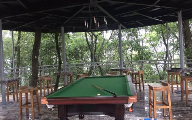 Yinxin'gu Treehouse Hotel