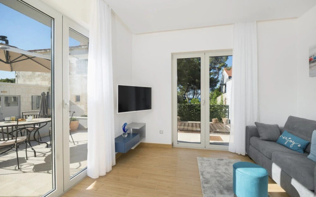 Beach Residences Caroline
