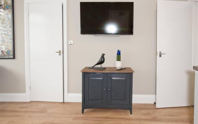 BlackBird Luxury Accommodation Room 6