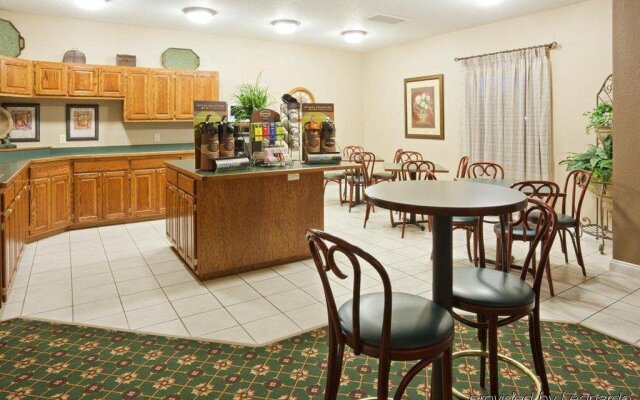 GrandStay Residential Suites - Eau Claire