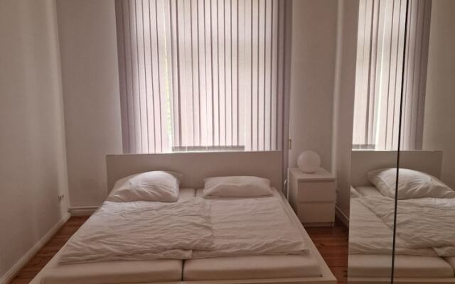 Family Apartment Charlottenburg