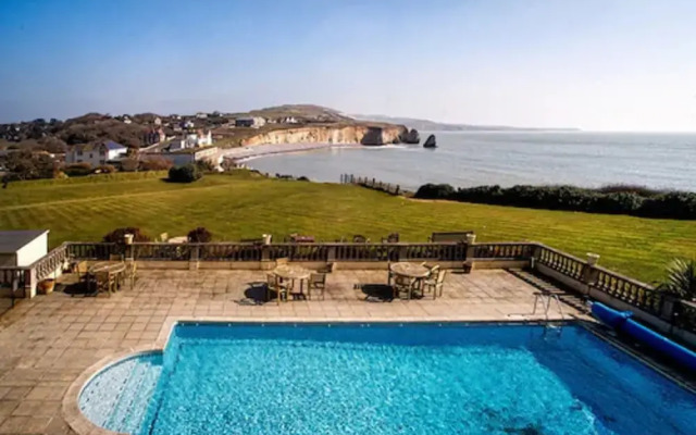 Freshwater Bay House