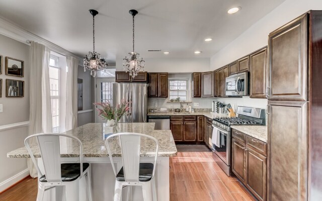 Luxury Home Steps From Convcenter&stadiums&harbor