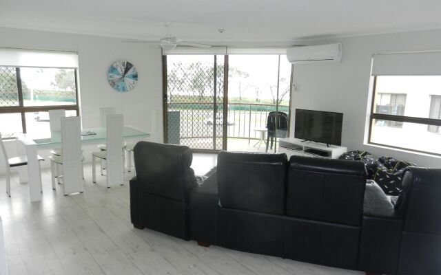 Kalua Holiday Apartments