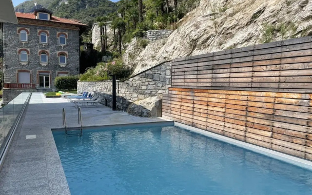 Modern House Apartment 4