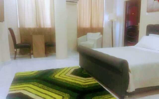 Sonnys inn and car rentals