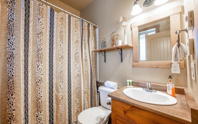 Trapper's Lodge 4 Bd W/great View, Private Hot Tub