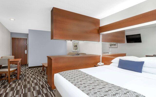Microtel Inn & Suites by Wyndham Bremen