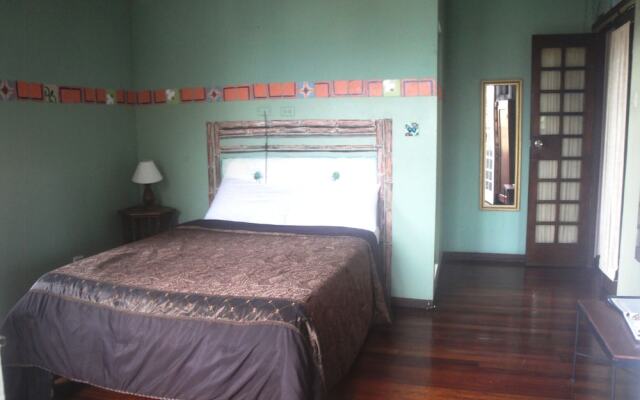 Hemingway Inn