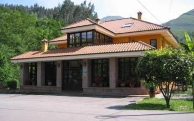 Hotel Benzúa