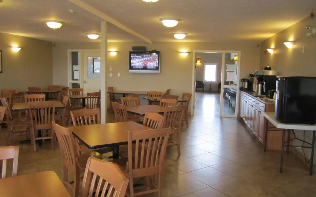 Auberge Bouctouche Inn & Suites