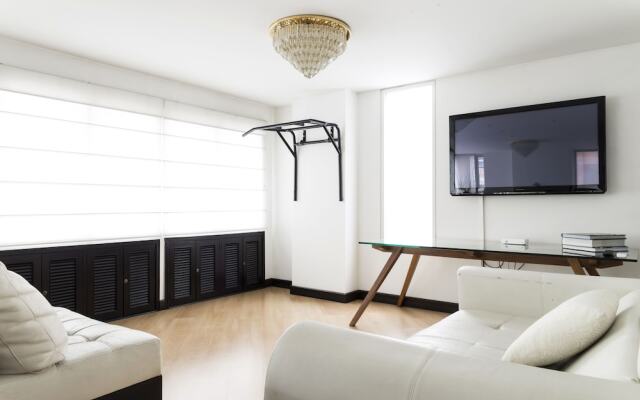 Modern Designer Flat By NOMAD GURU