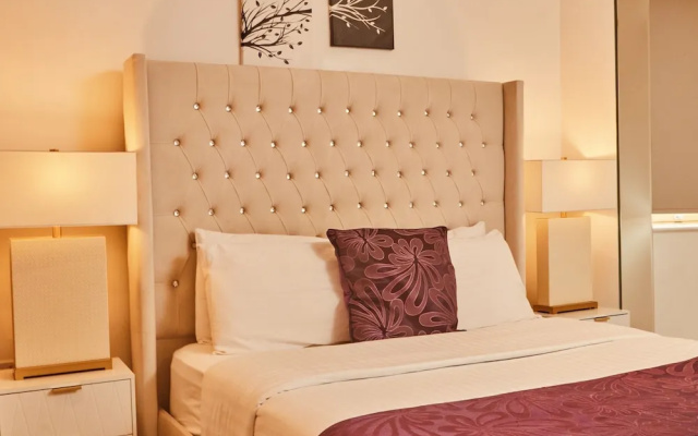 Modern Leeds City Apartment