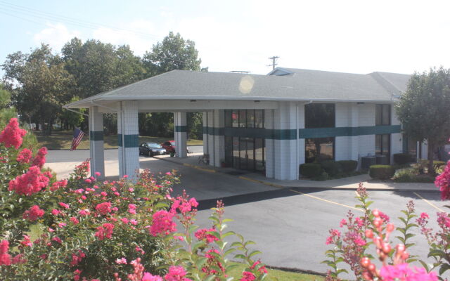 Ozark Valley Inn