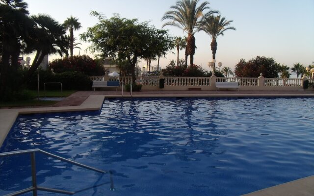 Apartamentos Puerto Marina