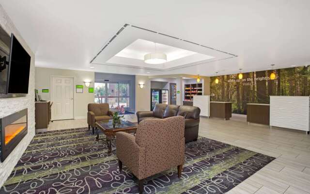 La Quinta Inn & Suites by Wyndham Visalia/Sequoia Gateway