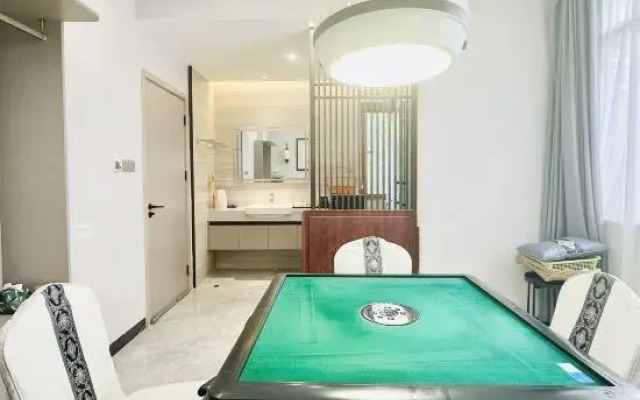 Wuzhishan Yisuli Theme Inn