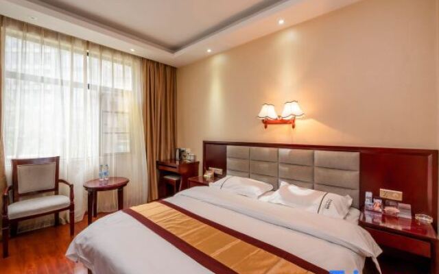 Yi Feng Bussiness Hotel