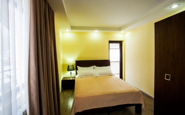 Crystal Hill Villas